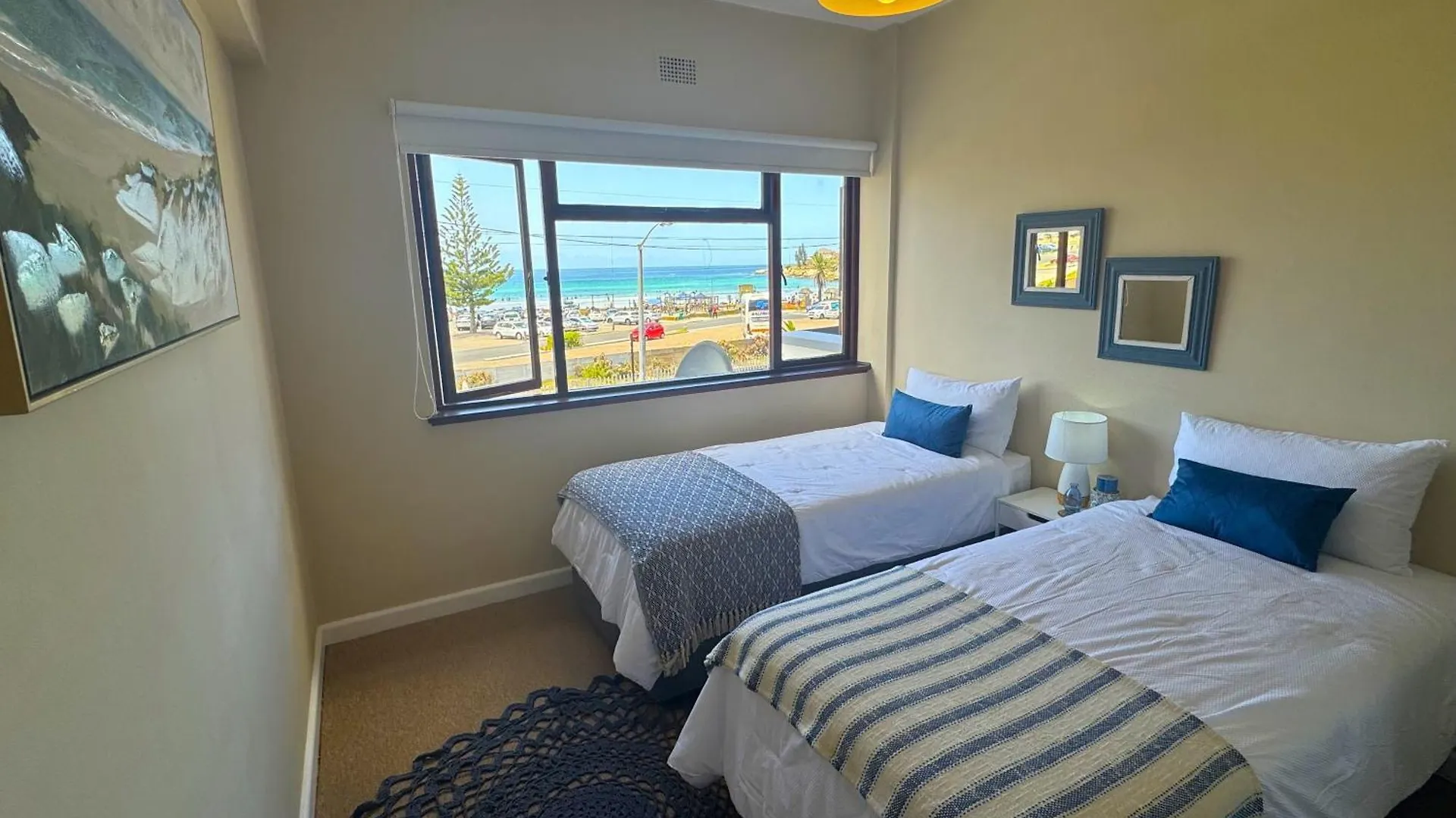 Apartment Beach Front Retreat In Fish Hoek South Africa