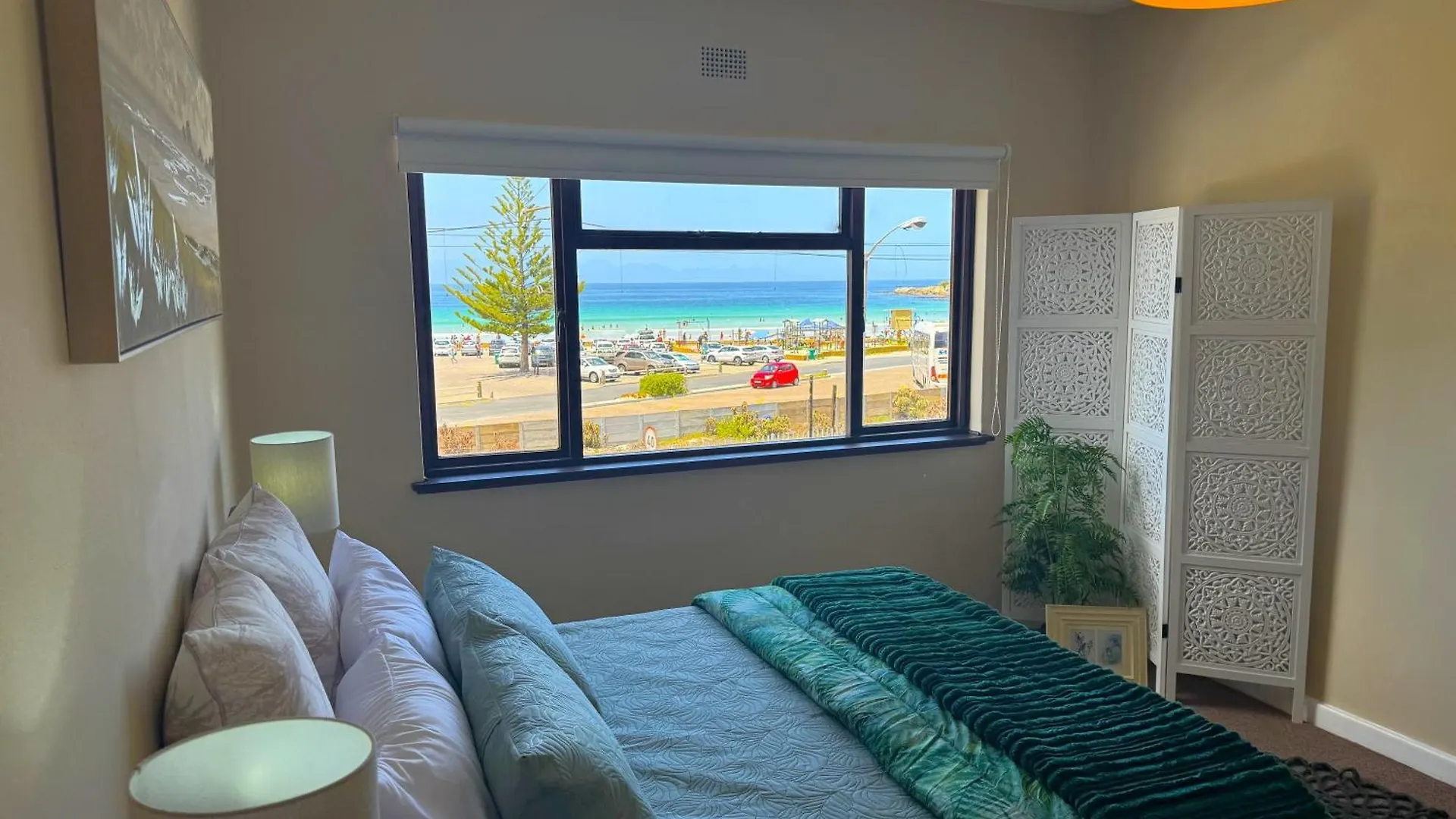 Beach Front Retreat In Fish Hoek